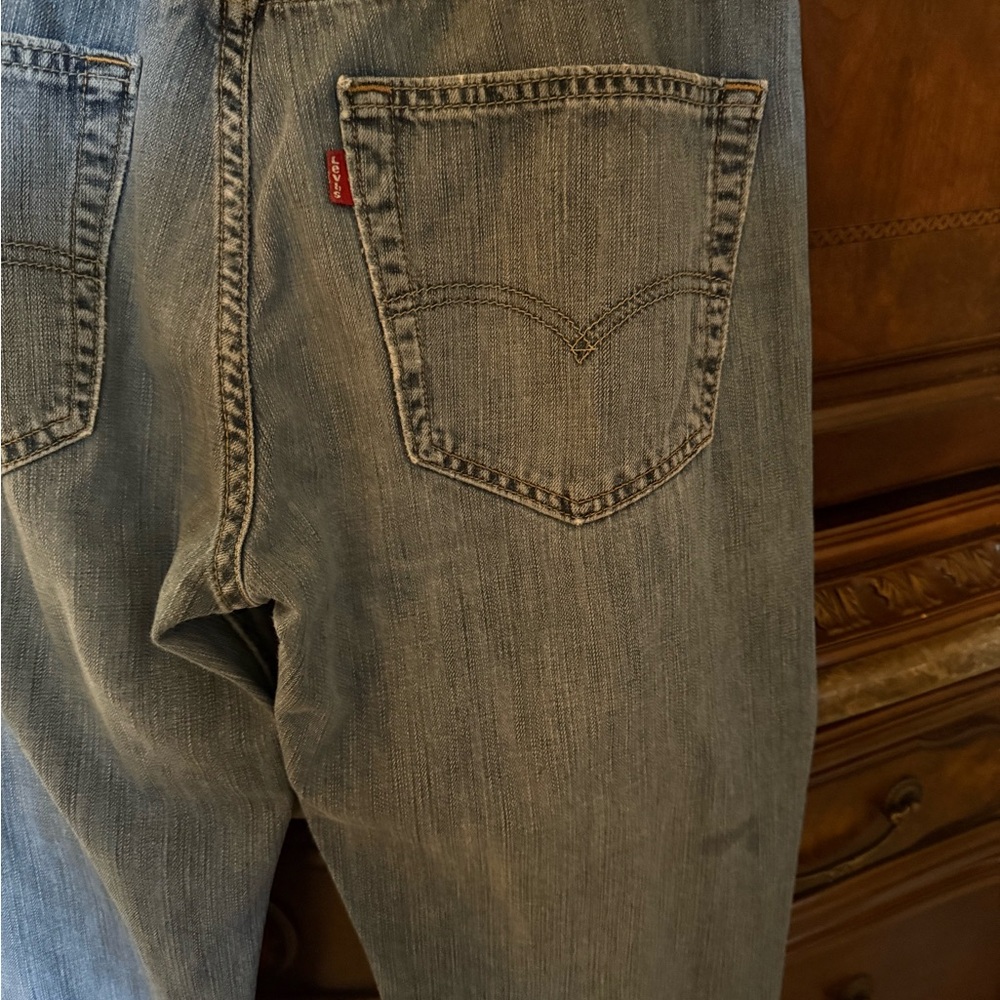 Levi's Men's Classic Straight Denim Jeans 527s - Picture 4 of 10